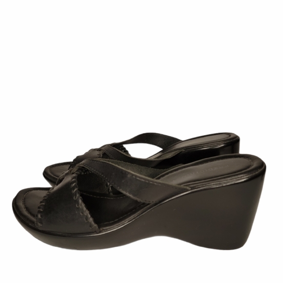 PREDICTIONS Black Wedge Sandals - Picture 4 of 9